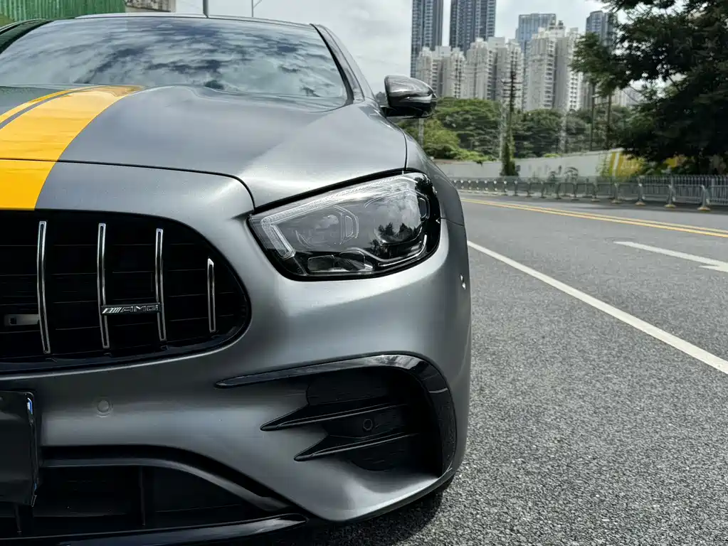 MERCEDES-BENZ E CLASS AMG