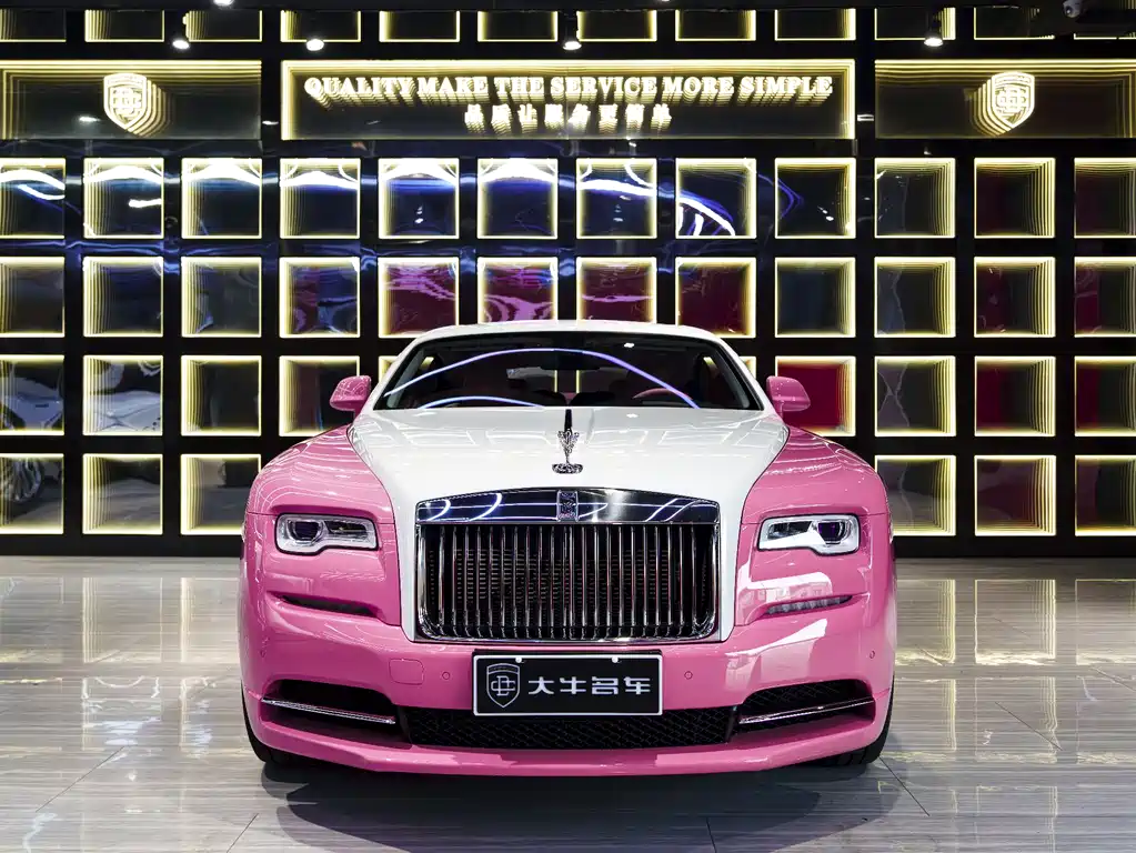 ROLLS-ROYCE PHANTOM