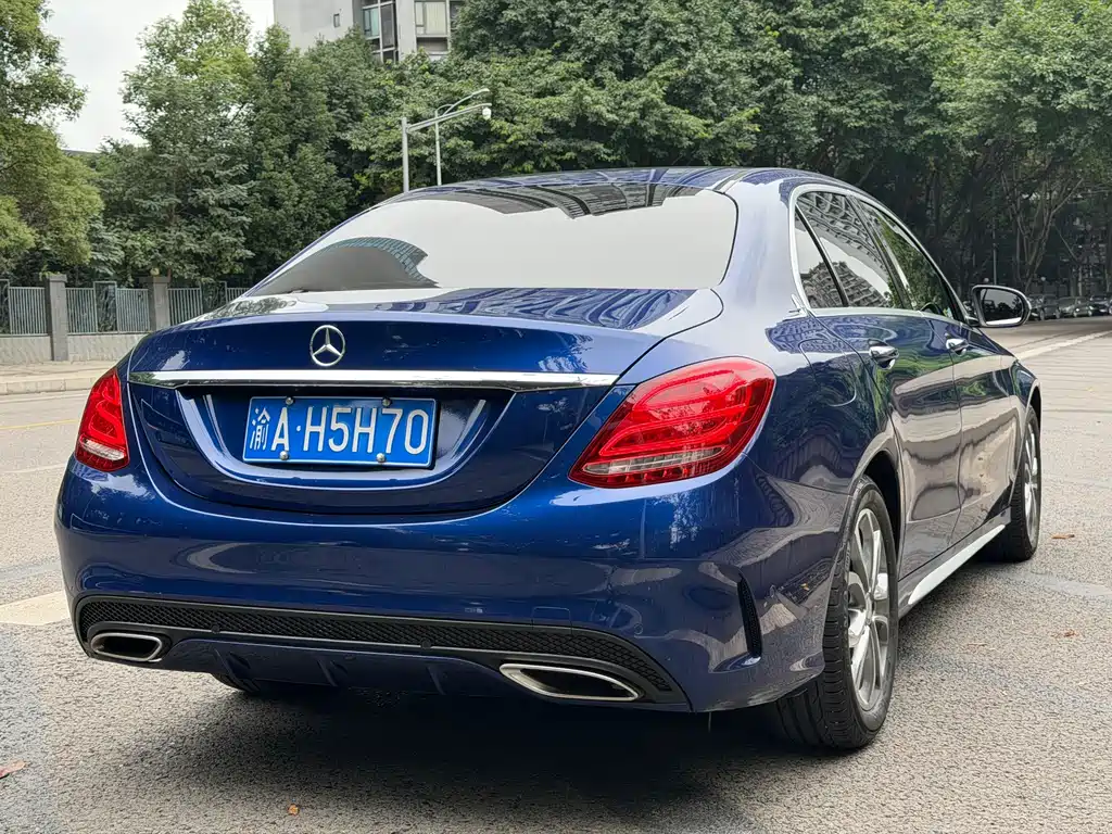 Mercedes-Benz C-Class — миниатюра 3