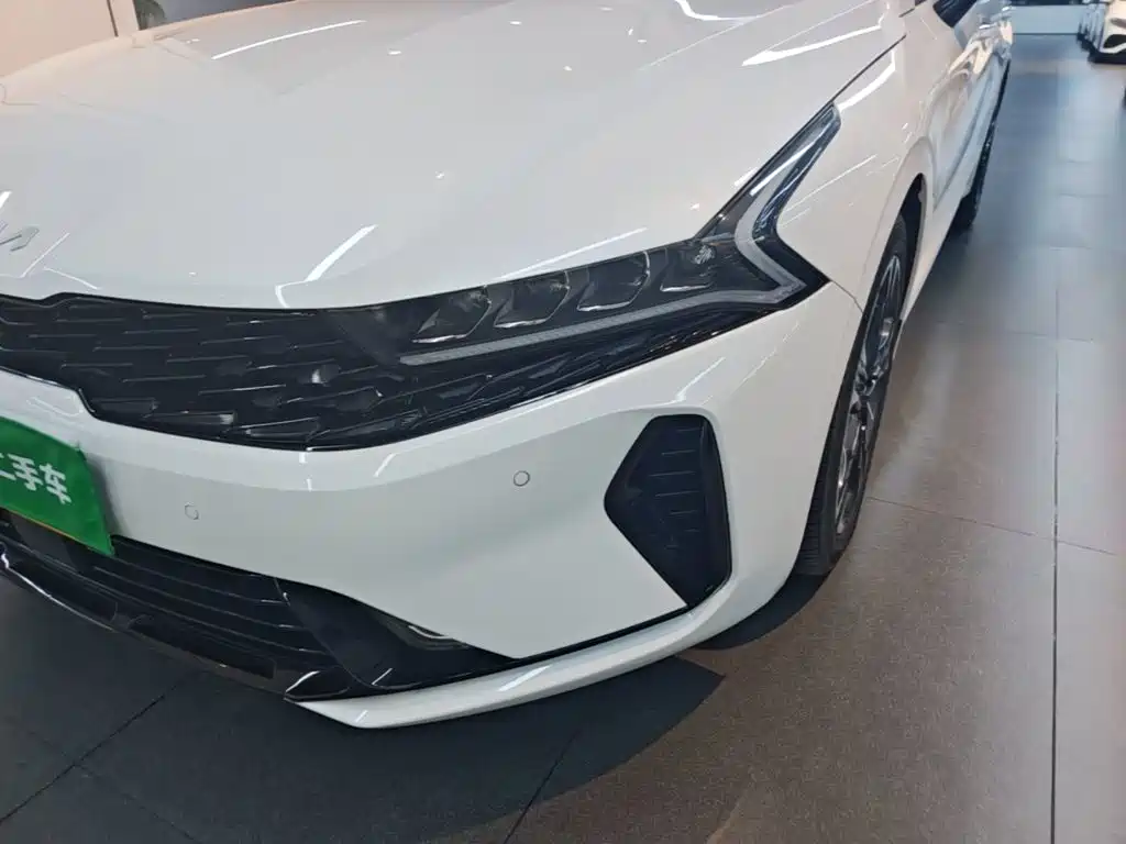 Kia K5 — миниатюра 24
