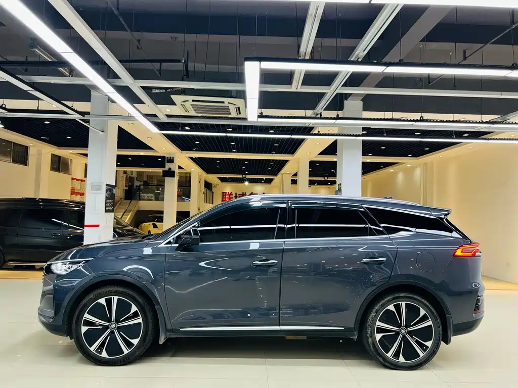 BYD Tang New Energy — миниатюра 18
