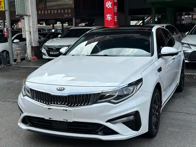 KIA  K5 2019