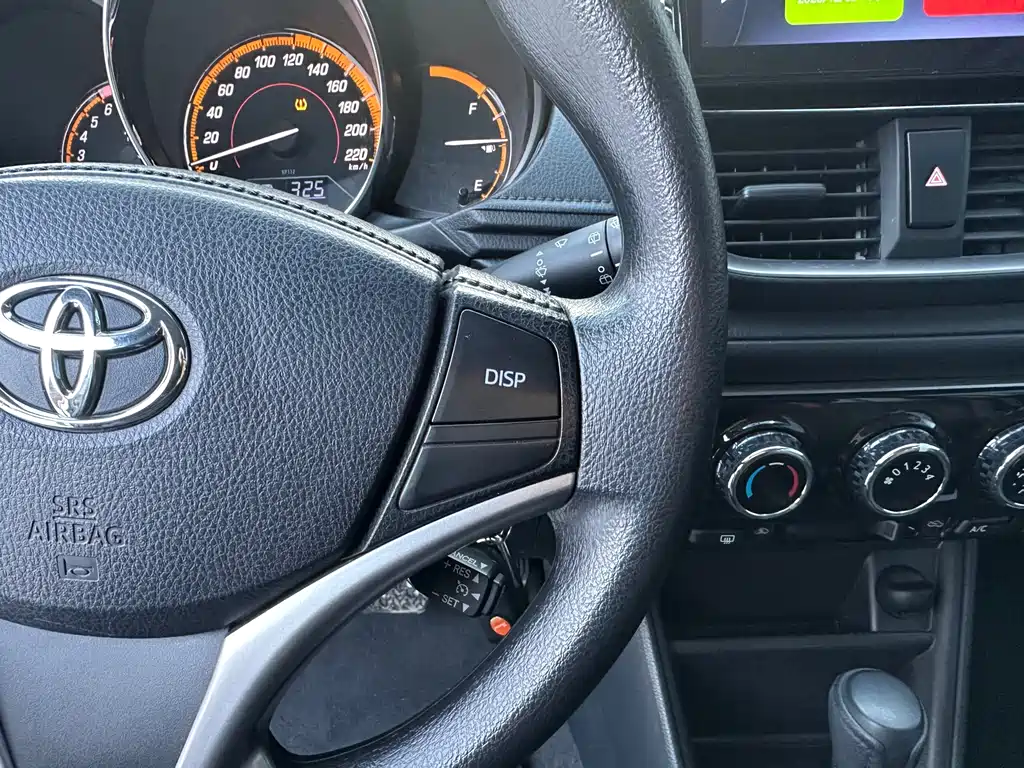 TOYOTA YARIS L ZHIXUAN