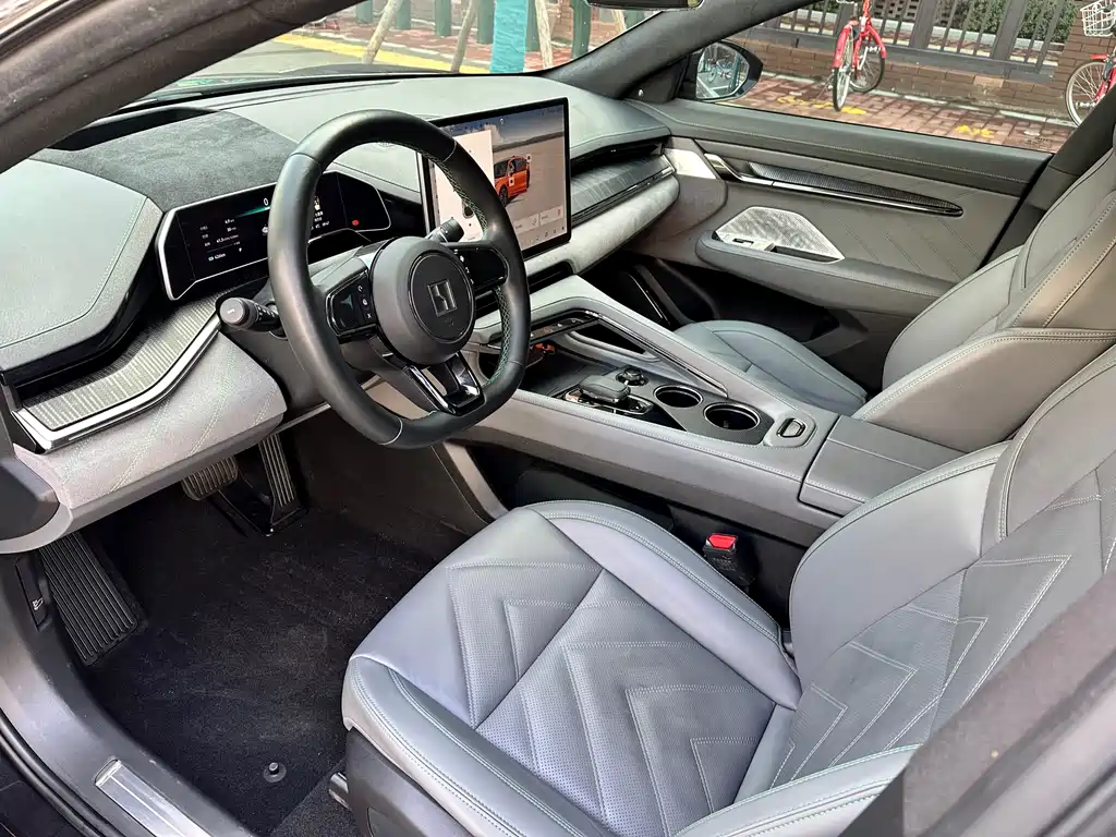 ZEEKR EXTREME KRYPTON 001