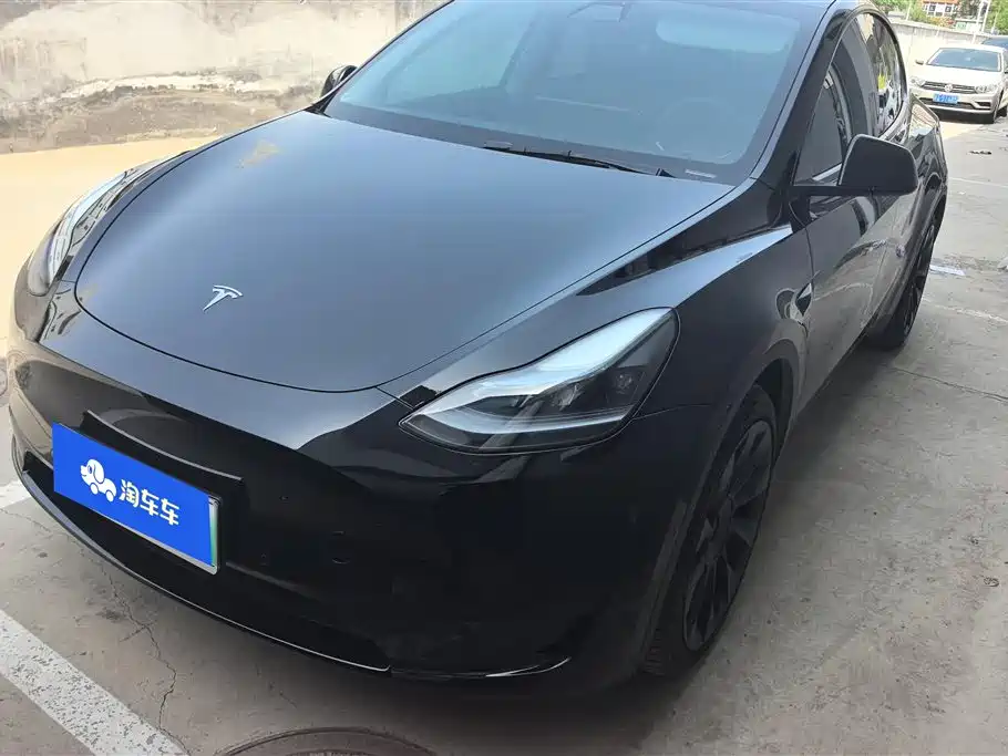 Tesla Model Y 2022