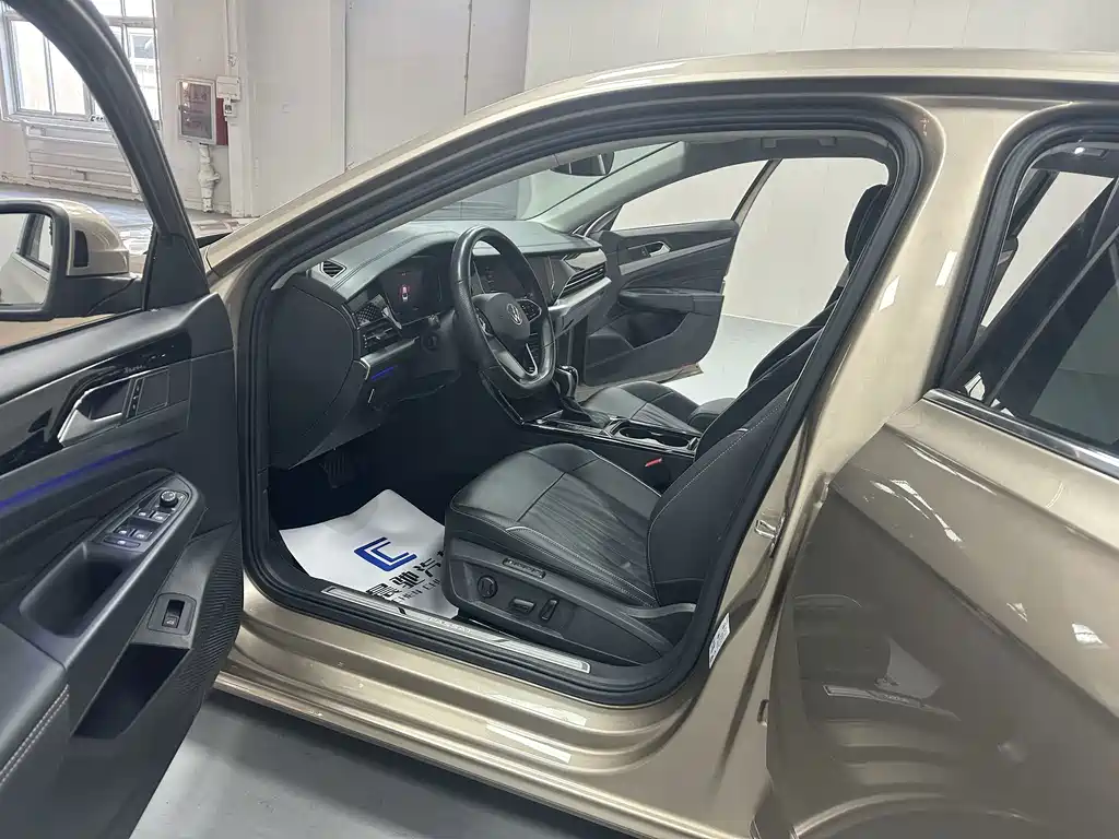 Volkswagen Passat — миниатюра 10