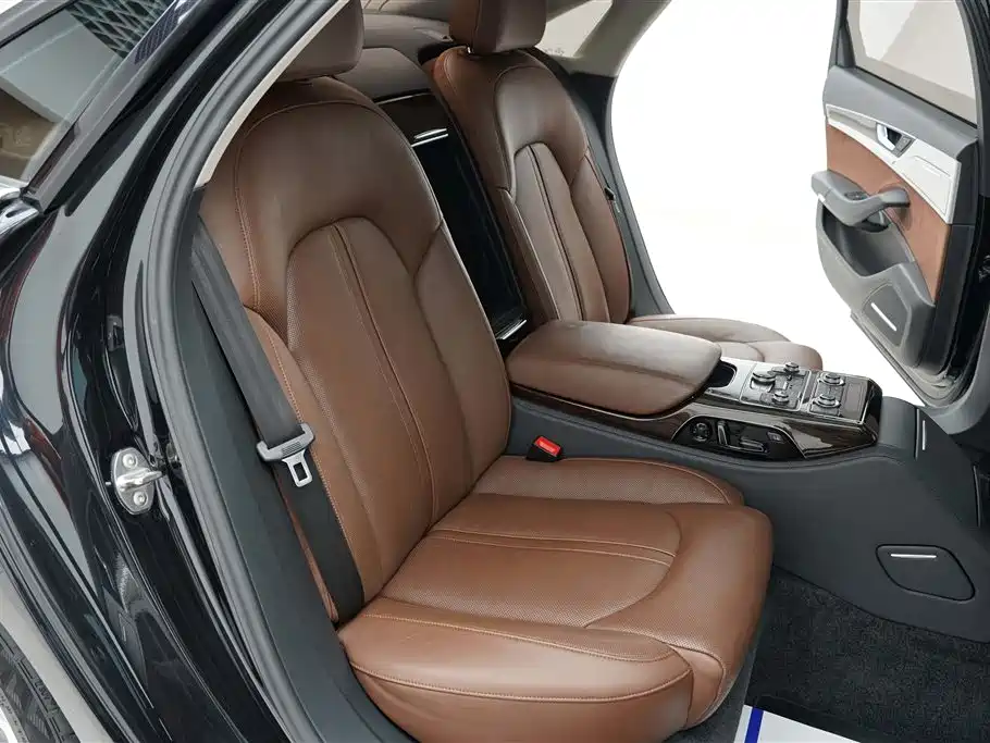 Audi A8 — миниатюра 26