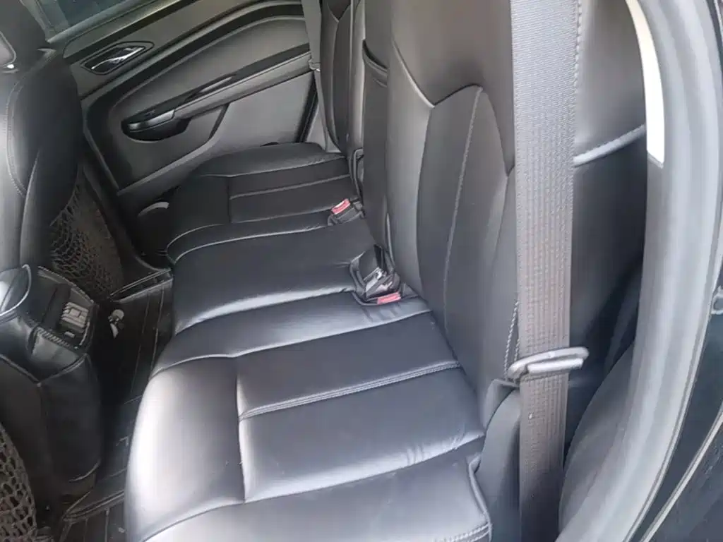 Cadillac SRX — миниатюра 17