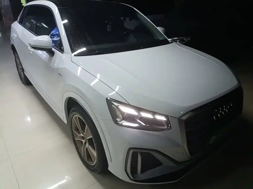 Audi Q2L — миниатюра 4