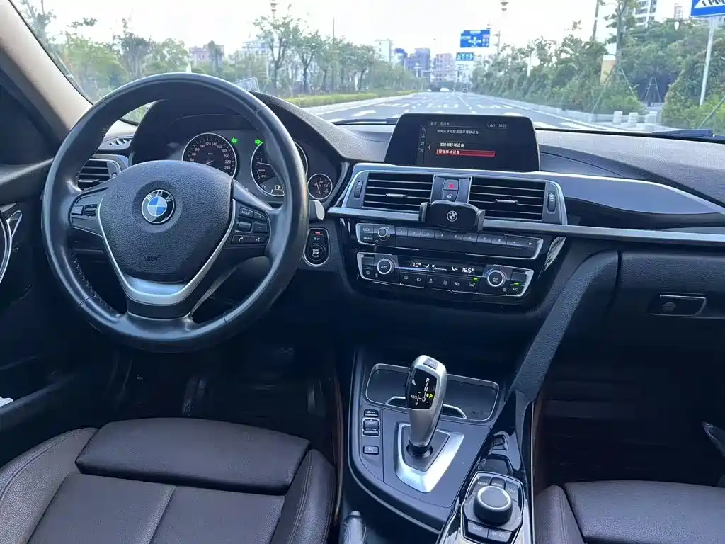 BMW 3 Series — миниатюра 5