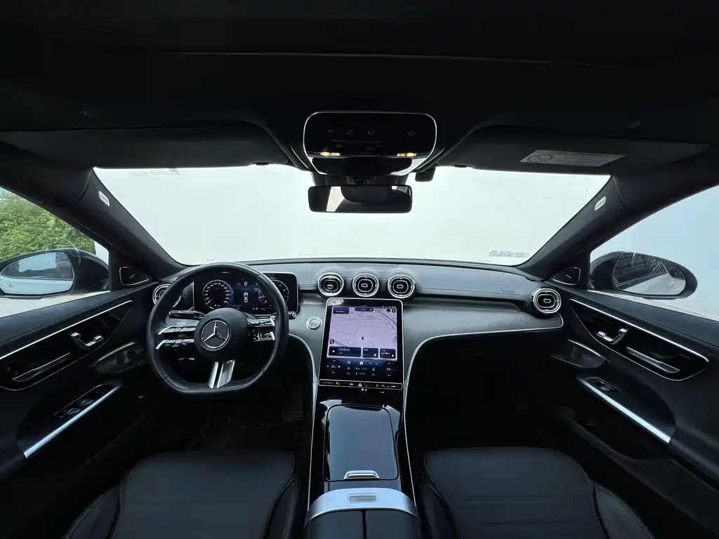Mercedes-Benz C-Class — миниатюра 5