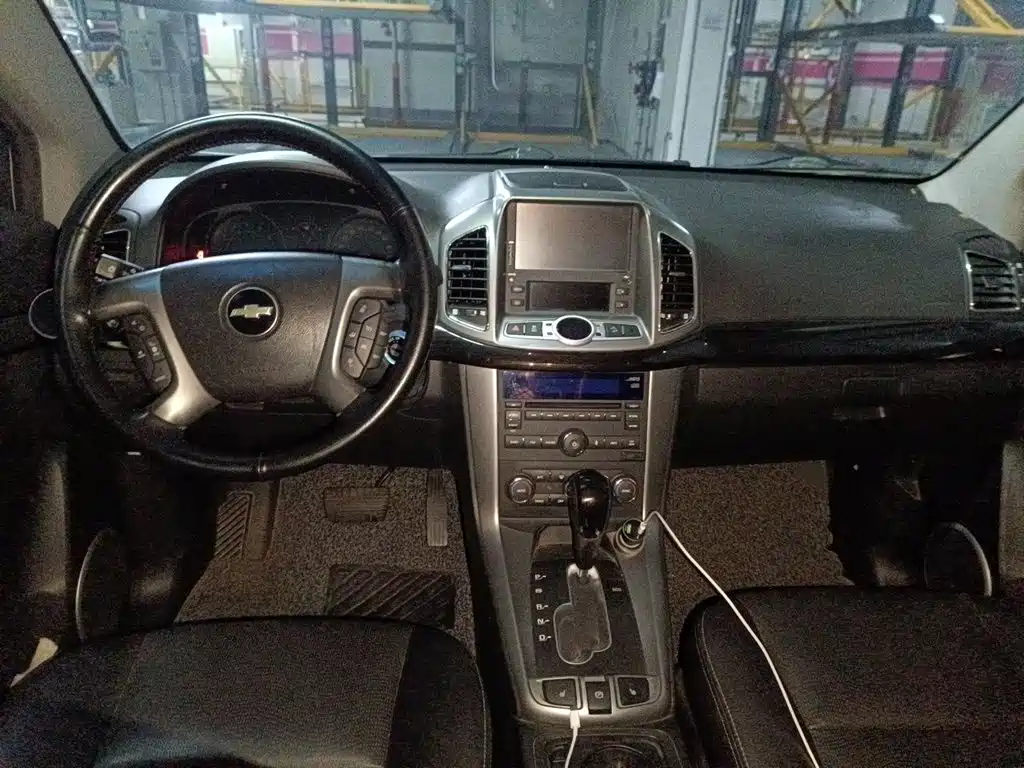 Chevrolet Captiva — миниатюра 13