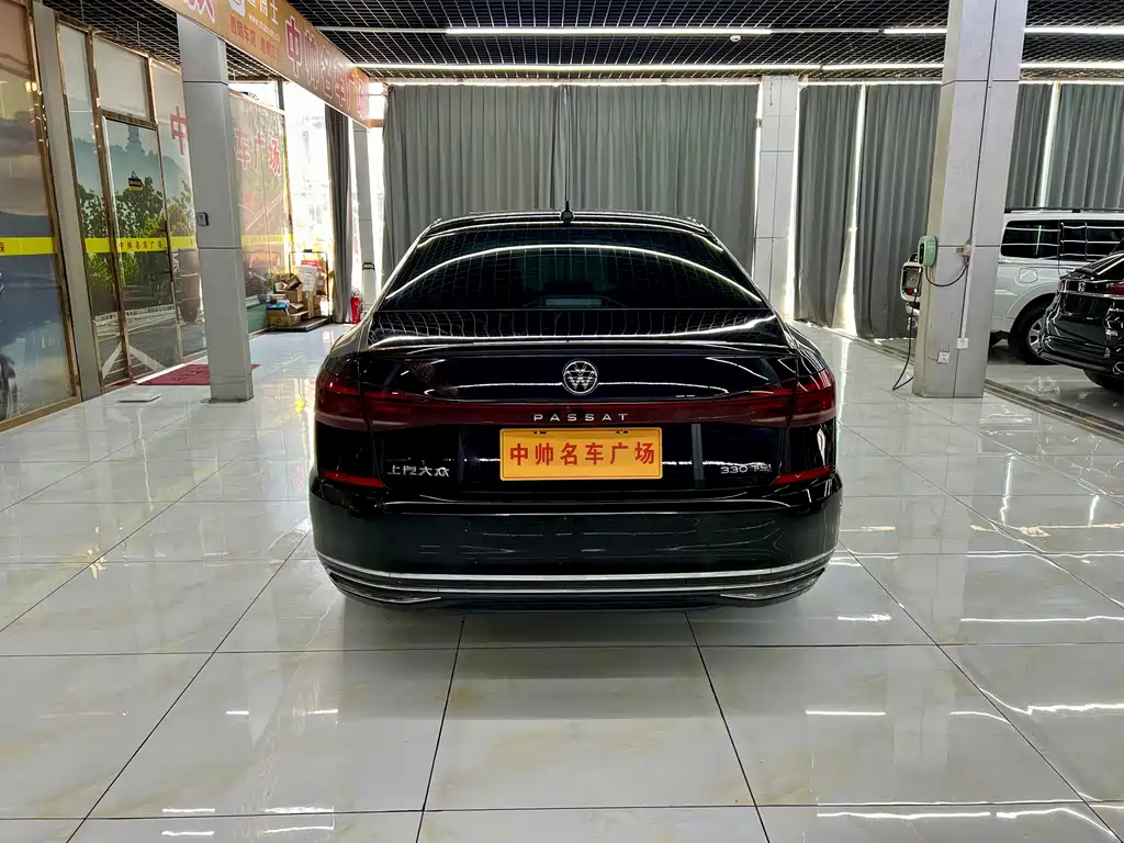 Volkswagen Passat 2024 330TSI Elite