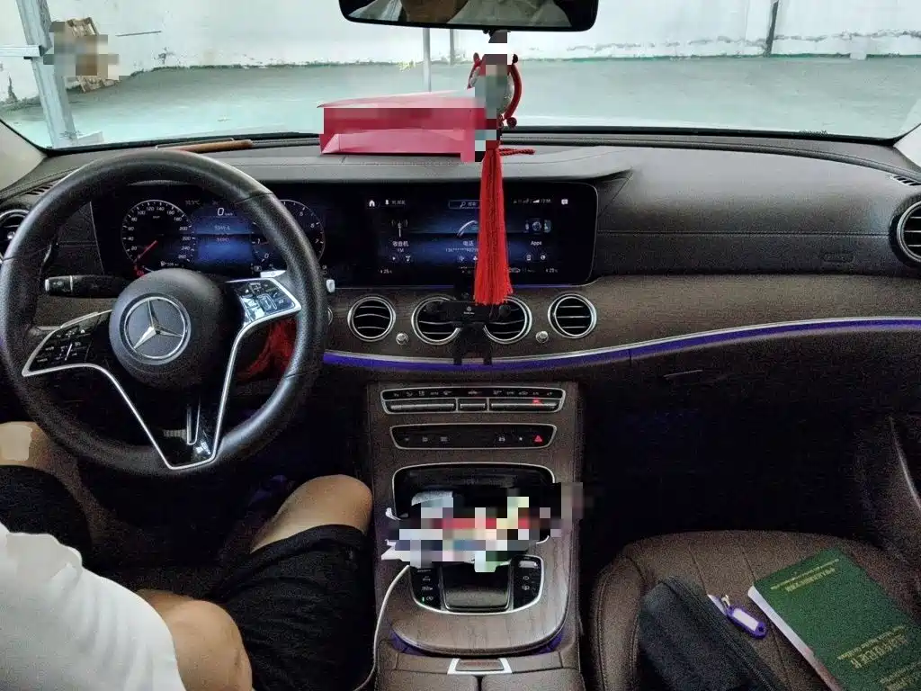 Mercedes-Benz E-Class — миниатюра 13