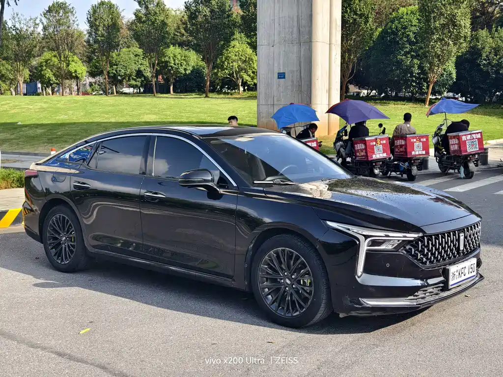 Bestune B70 — миниатюра 3