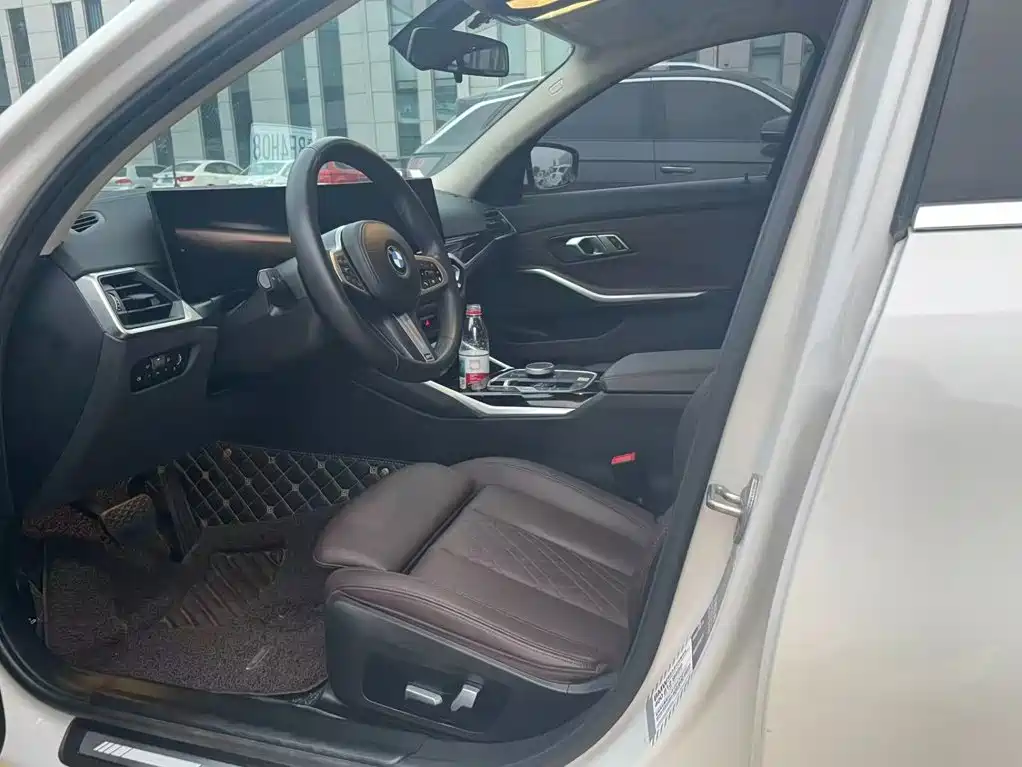 BMW 3 Series — миниатюра 7