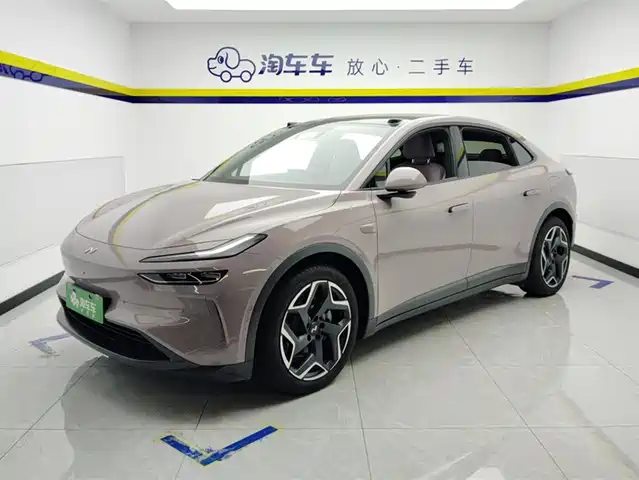 2025 Nio L60
