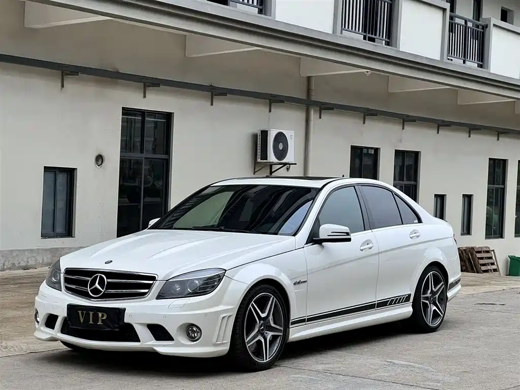 Купить Mercedes-Benz C-Class AMG