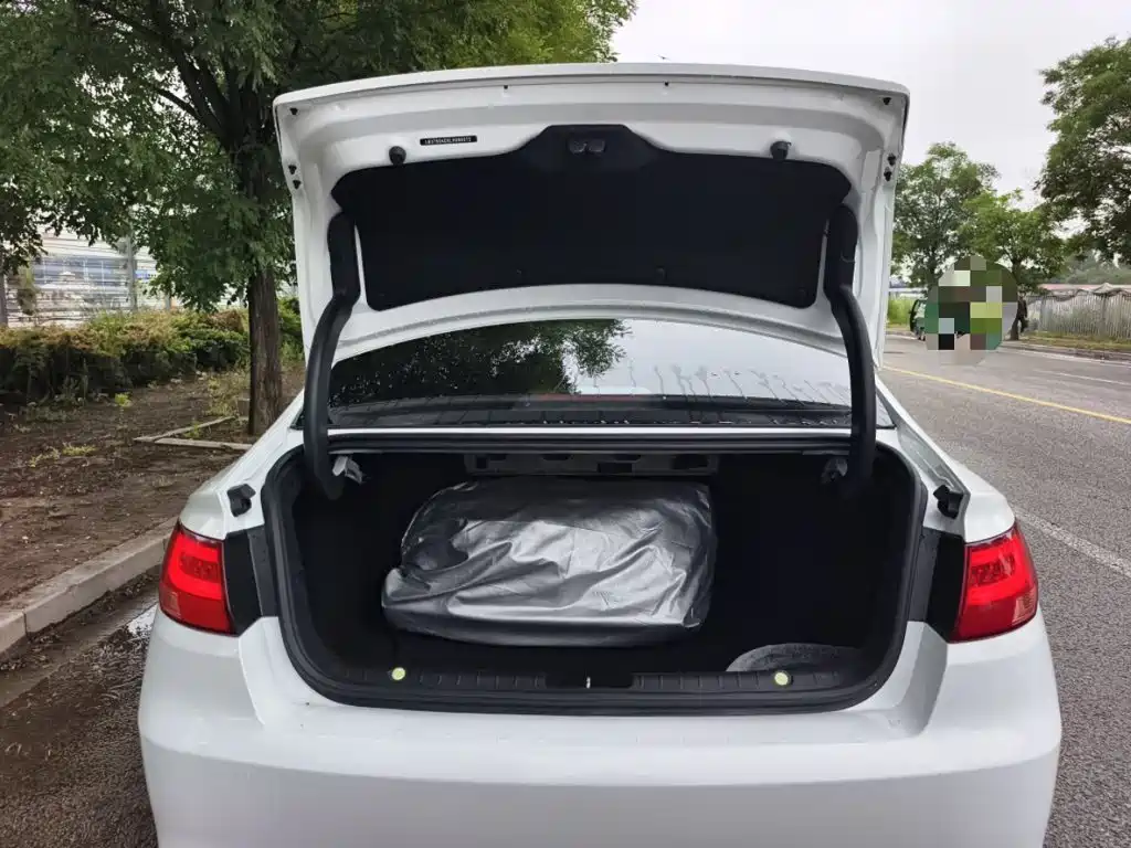 Geely Emgrand GL — миниатюра 5