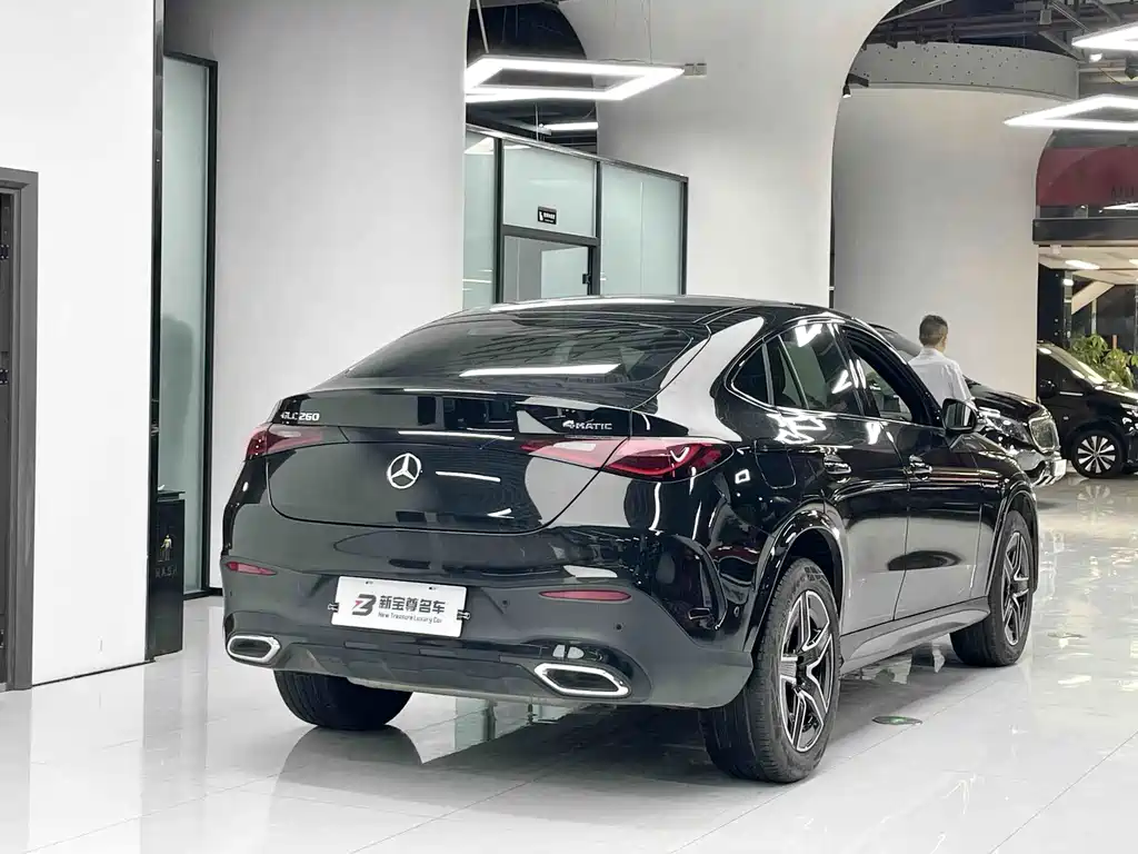 Mercedes-Benz GLC Coupe — миниатюра 11