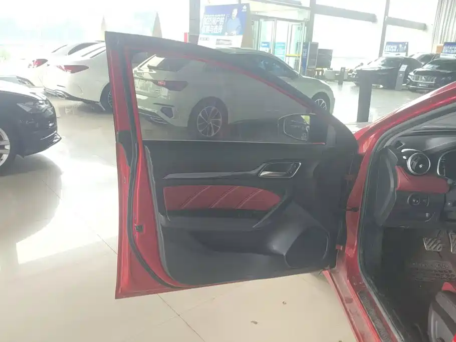 MG MG6 — миниатюра 7