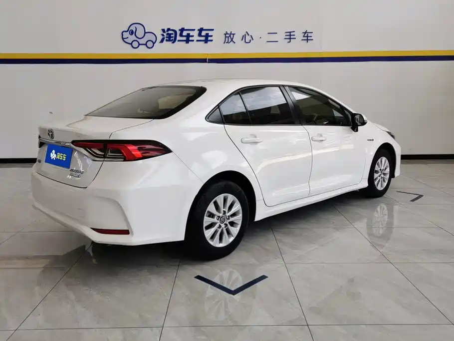 Toyota Corolla — миниатюра 3