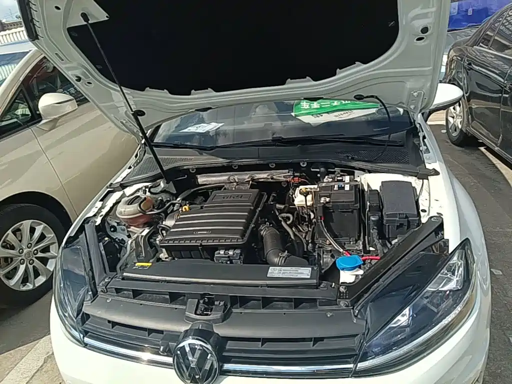 Volkswagen Golf — миниатюра 16