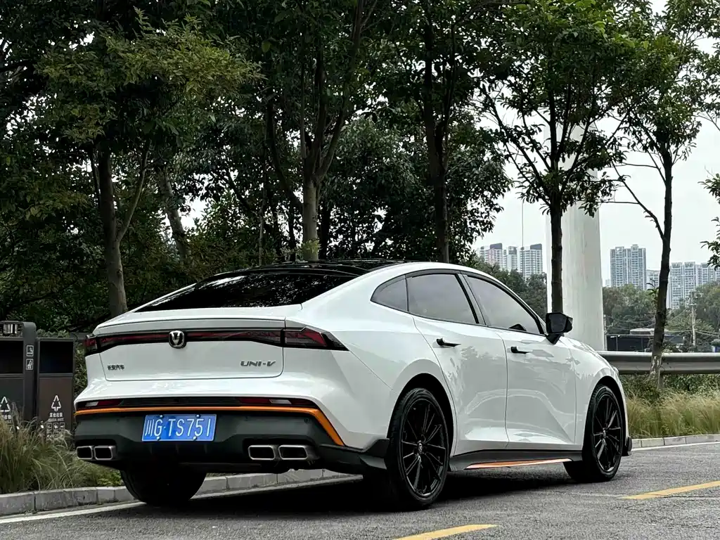 Changan UNI-V — миниатюра 22