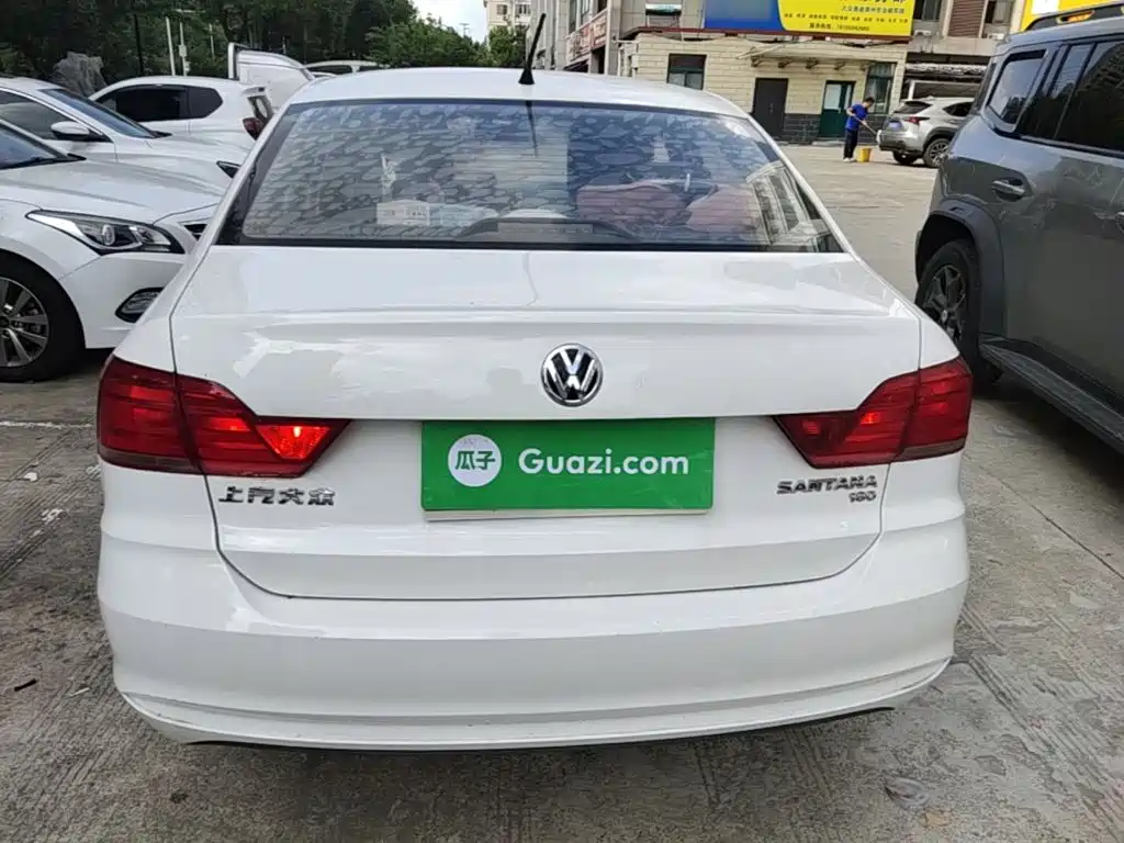 Volkswagen Santana — миниатюра 6