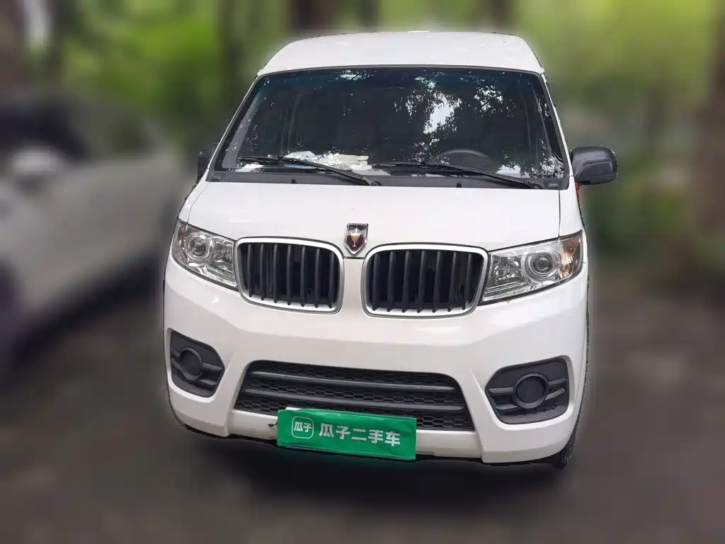 Jinbei Hiace X30L — миниатюра 2