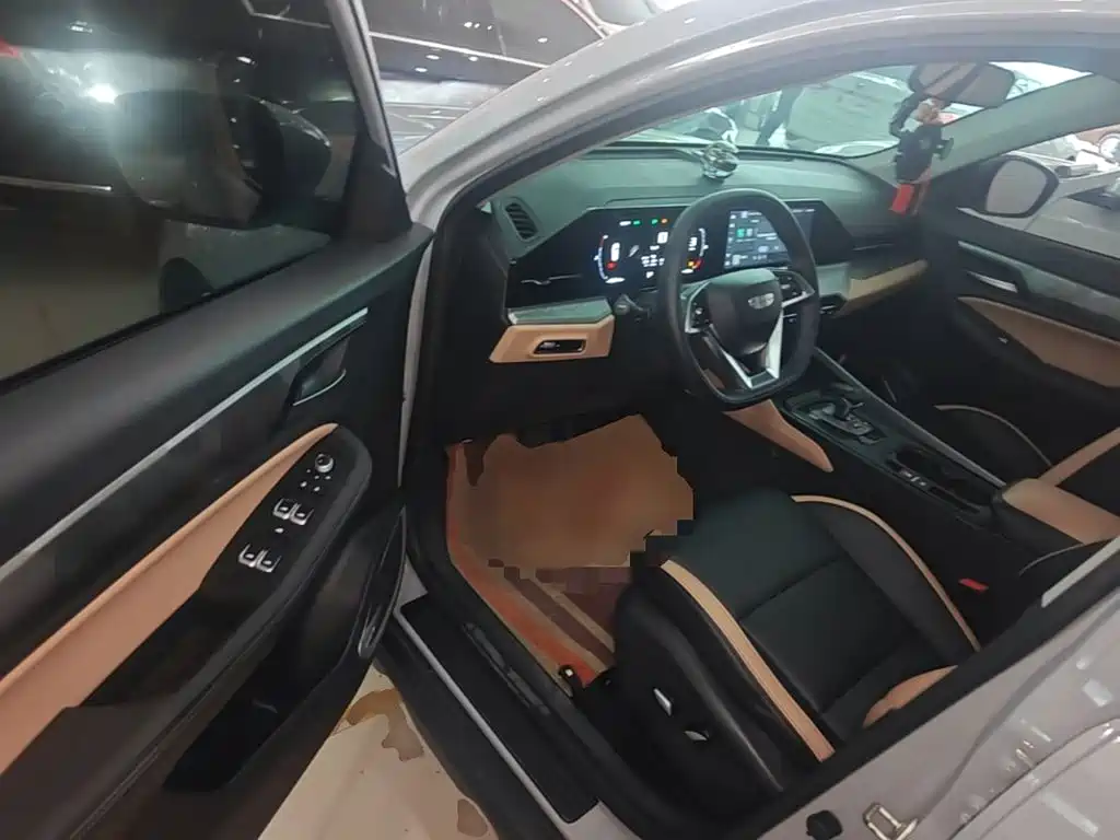 Geely Haoyue PRO — миниатюра 16