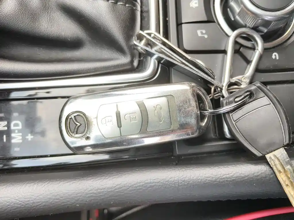 Mazda 3 Axela — миниатюра 12