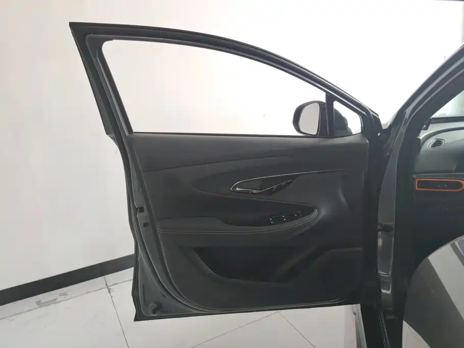 Changan UNI-T — миниатюра 7