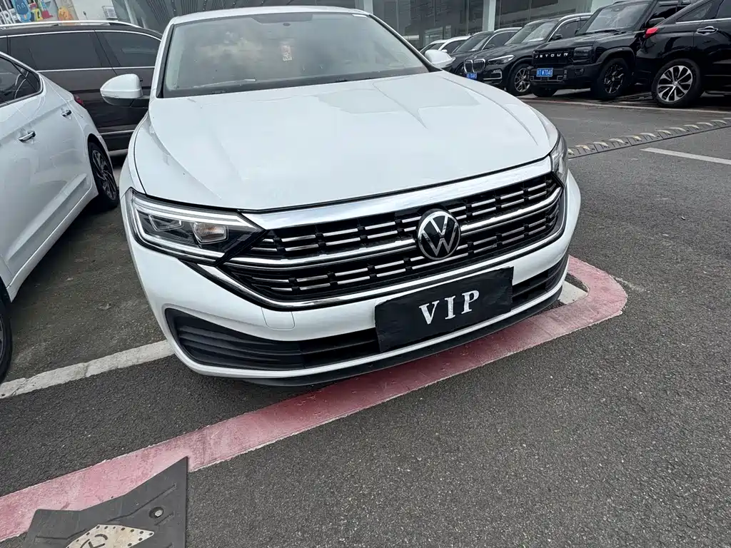 Volkswagen Sagitar — миниатюра 2