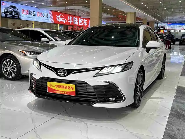 TOYOTA CAMRY 2022