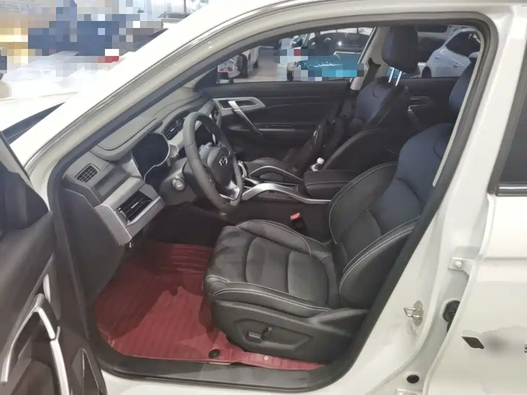 Geely Boyue — миниатюра 15