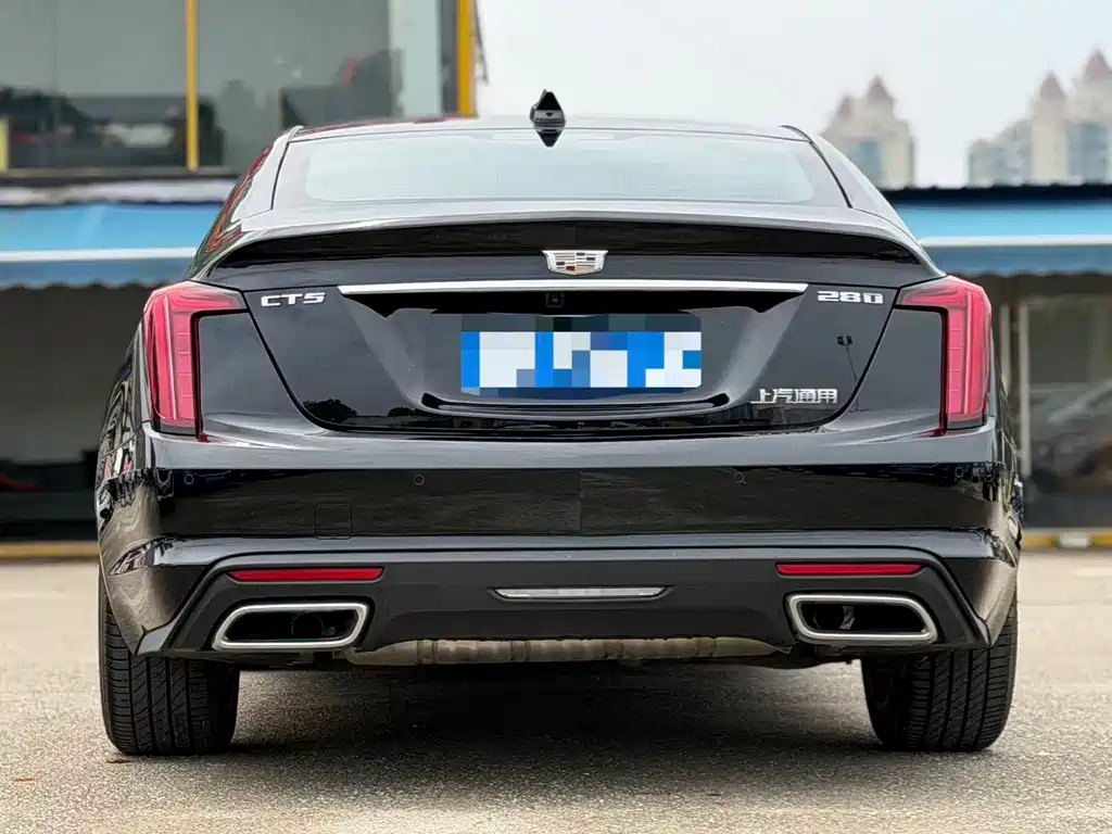 Cadillac CT5 — миниатюра 5