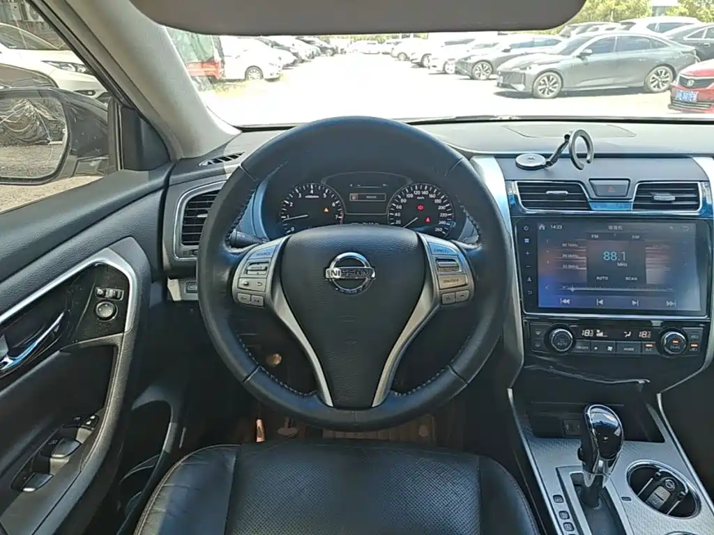 Nissan Teana — миниатюра 11