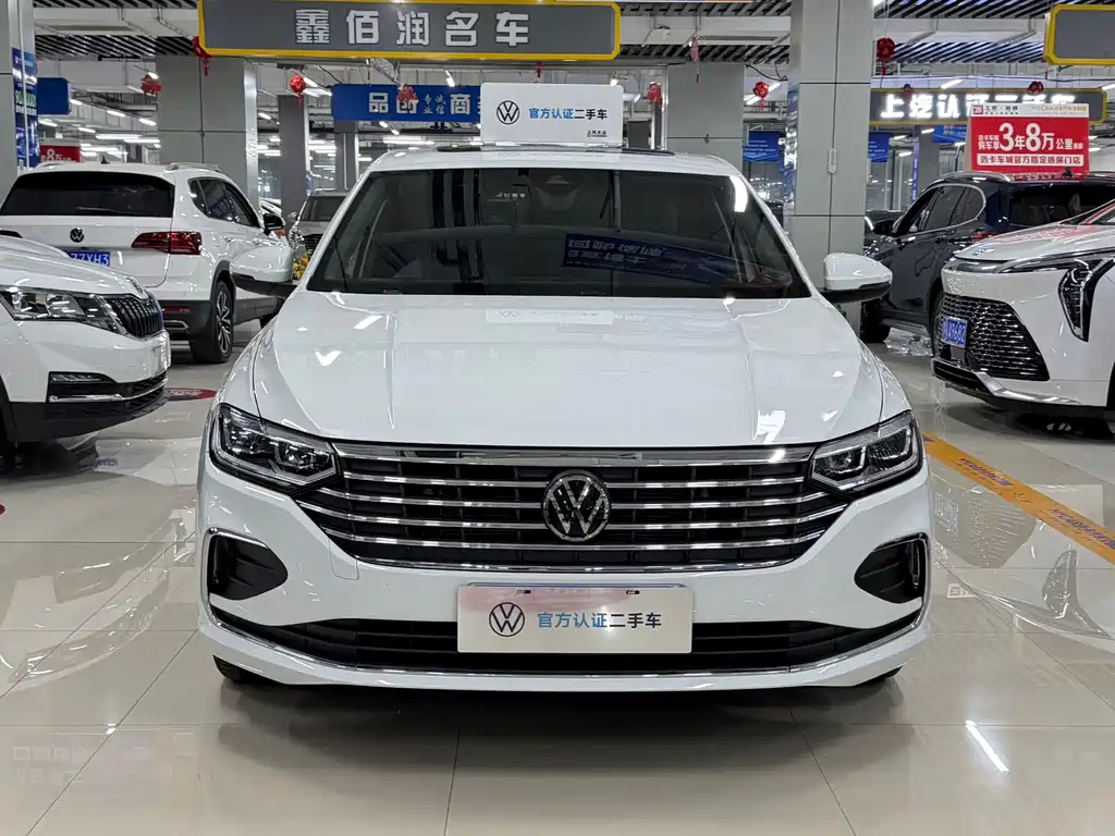 Volkswagen Lavida — миниатюра 2