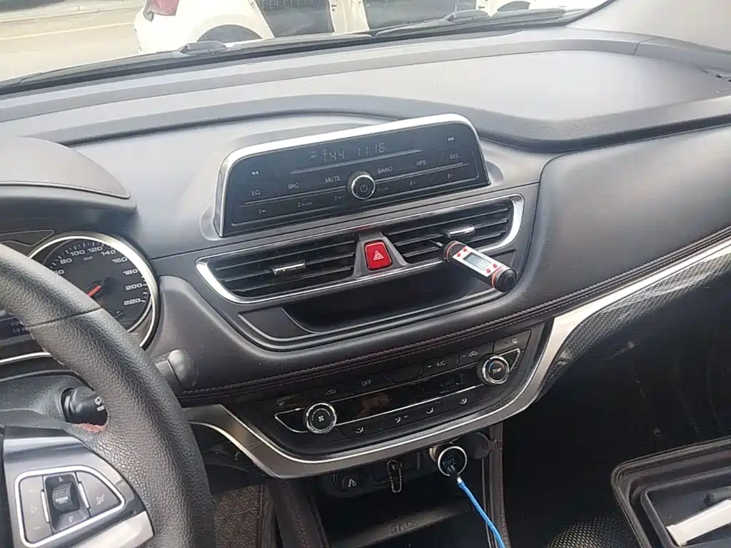 JAC Refine S3 — миниатюра 13