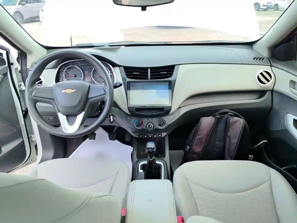 Chevrolet Sail — миниатюра 10