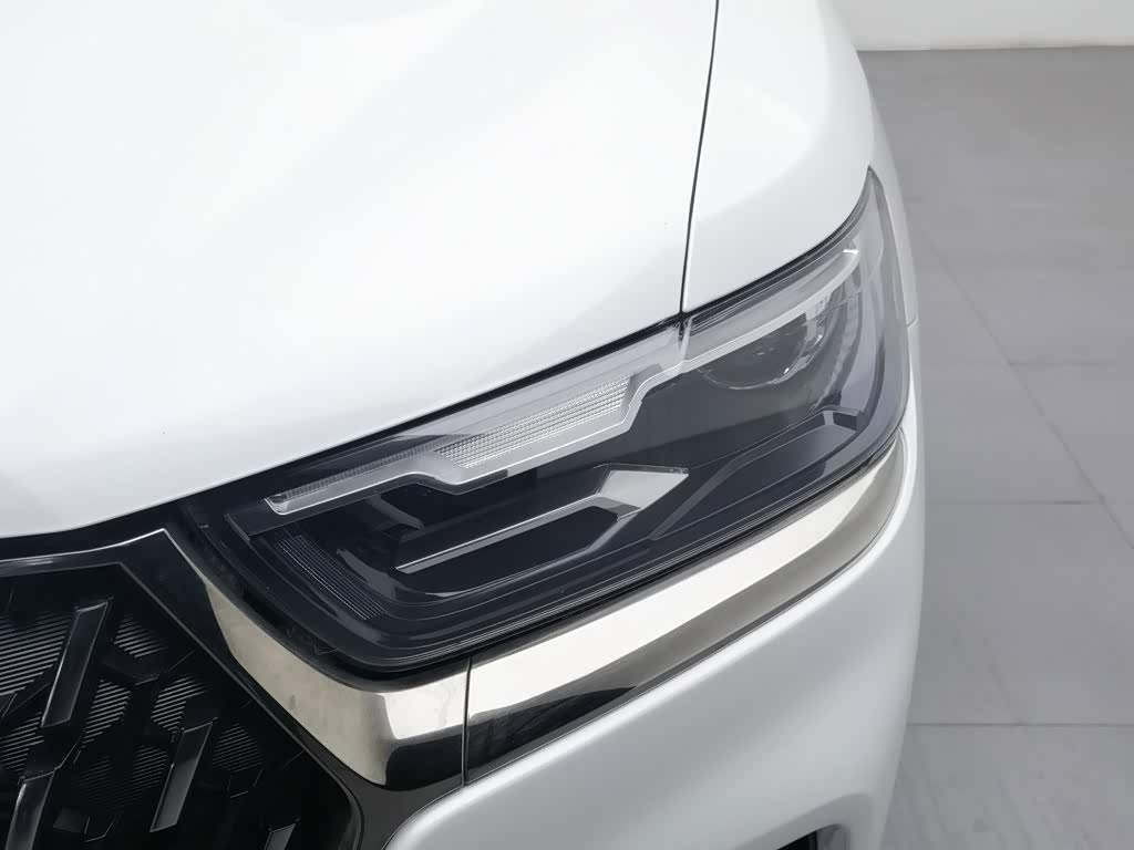 Haval Haval H6 1.5 л 2023 г. Белый, пробег 35100 км