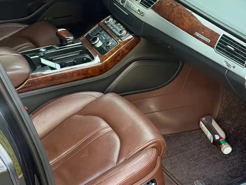 Audi A8 2012 A8L 6.3 FSI W12 quattro