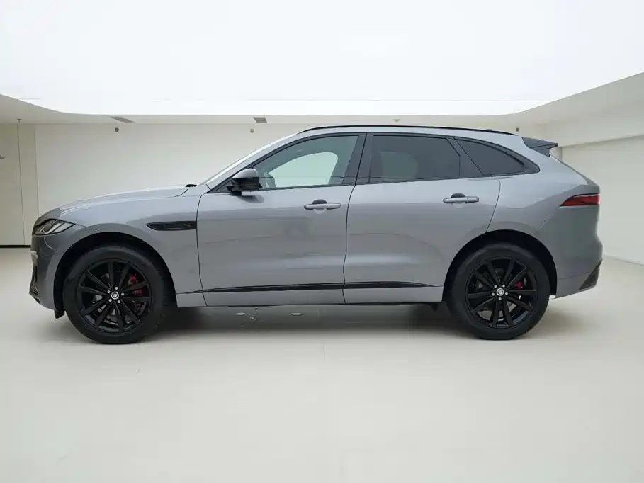 Jaguar F-PACE — миниатюра 3