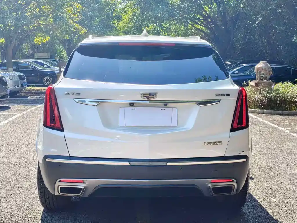 Cadillac XT5 — миниатюра 8