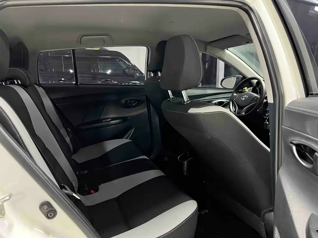 TOYOTA YARIS L ZHIXUAN