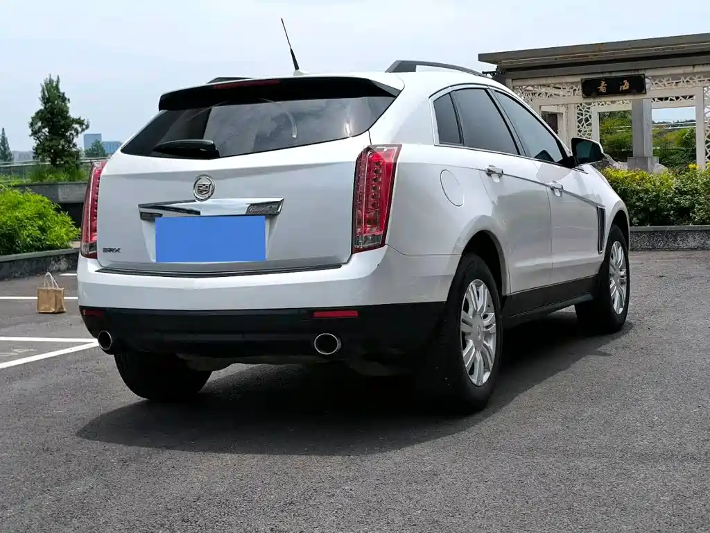 Cadillac SRX 2013 3.0L Comfort