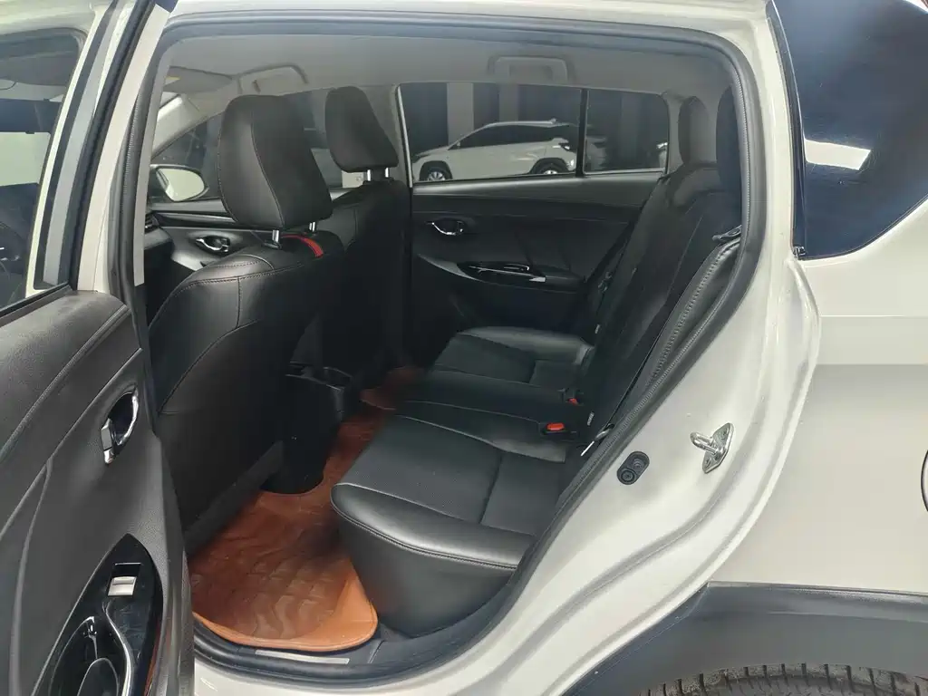 TOYOTA YARIS L ZHIXUAN