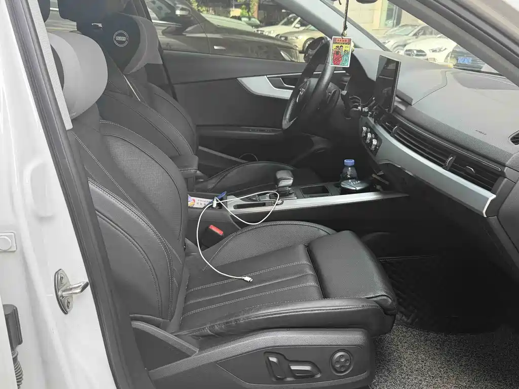 Audi A4L — миниатюра 10