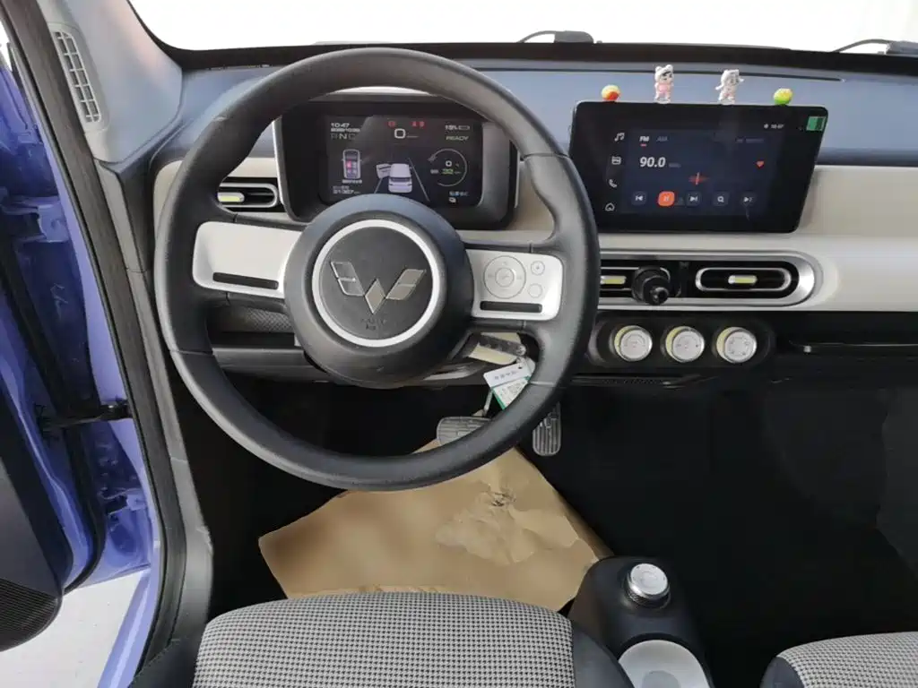 Wuling MINIEV — миниатюра 11